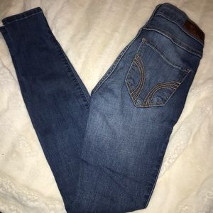 Hollister Mid Rise Super Skinny Jeans